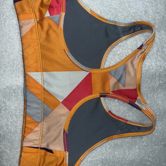 Nike Sports Bra - Picture 3 of 3